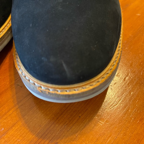 Clark’s men’s black suede shoes.  11.5 wide. - Picture 6 of 9